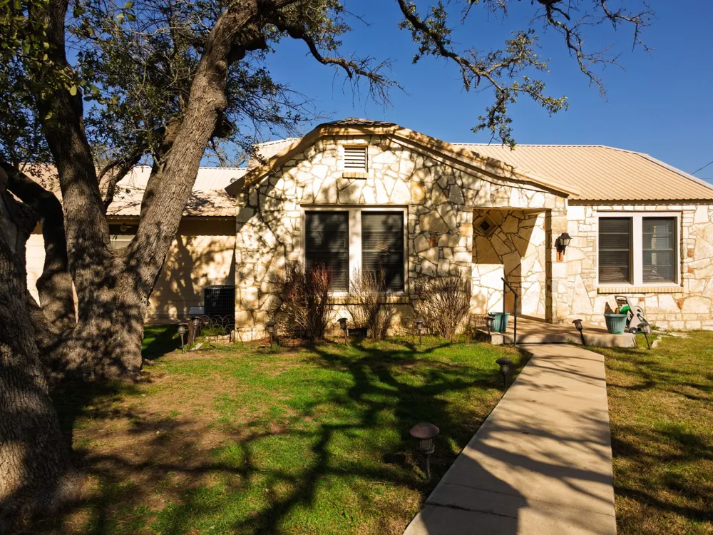 1003 Ridge St Lampasas, TX 76550