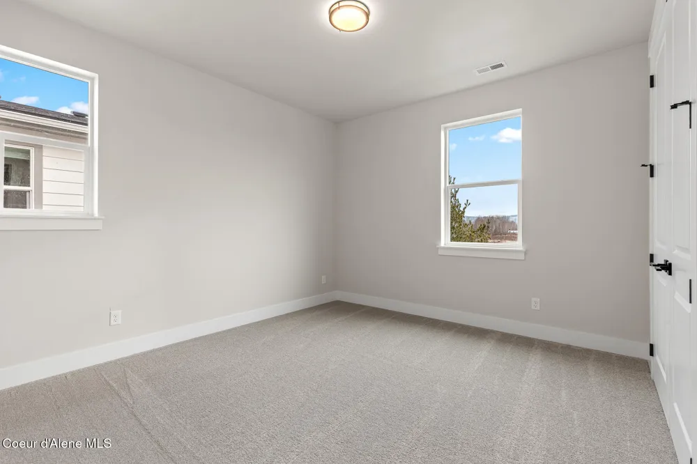 610 MOSCOW STREET Sandpoint, ID 83864