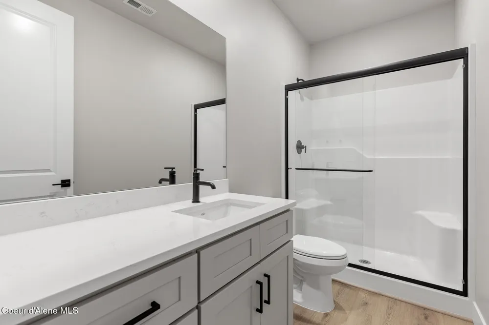 610 MOSCOW STREET Sandpoint, ID 83864