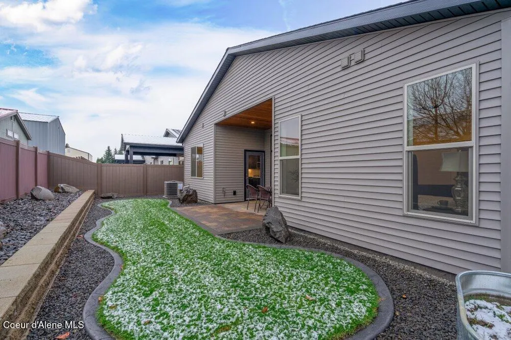 13916 Rainier Loop Rathdrum, ID 83858