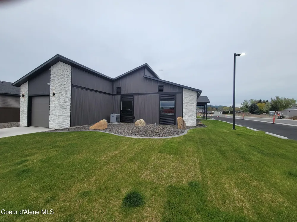 13916 Rainier Loop Rathdrum, ID 83858