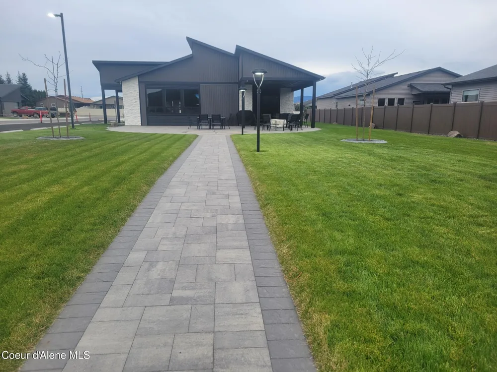13916 Rainier Loop Rathdrum, ID 83858