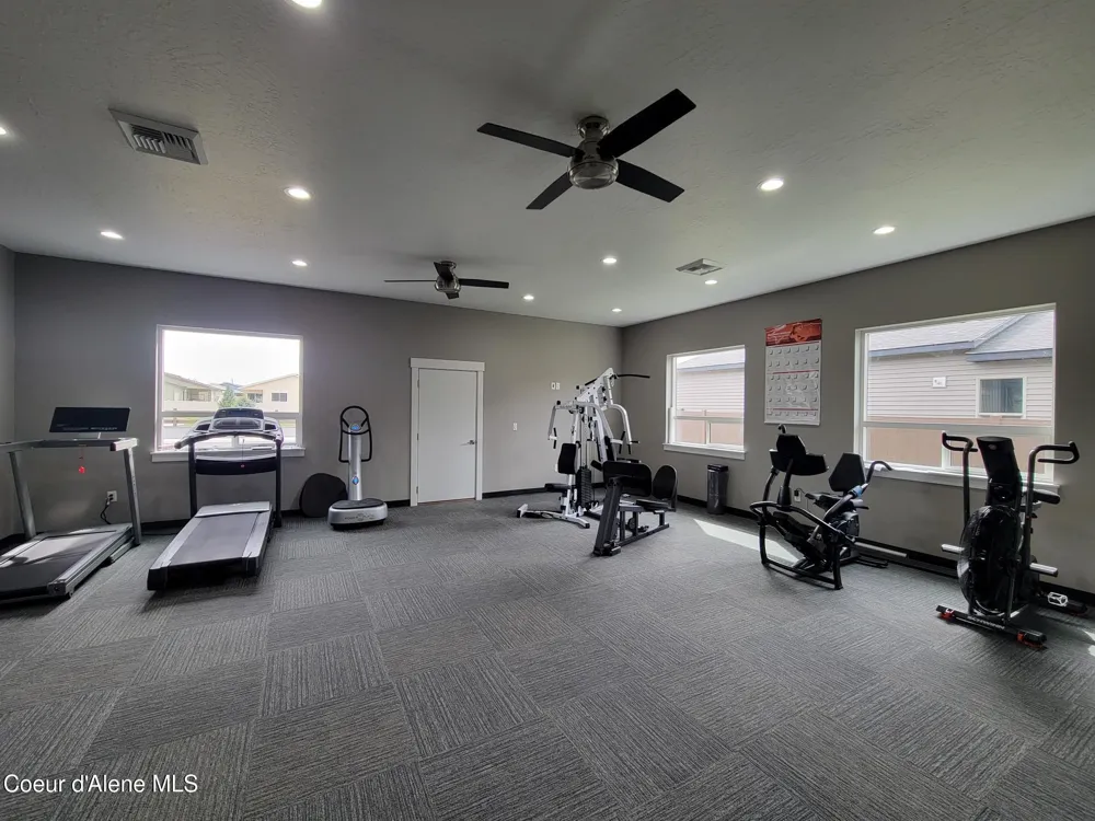 13916 Rainier Loop Rathdrum, ID 83858