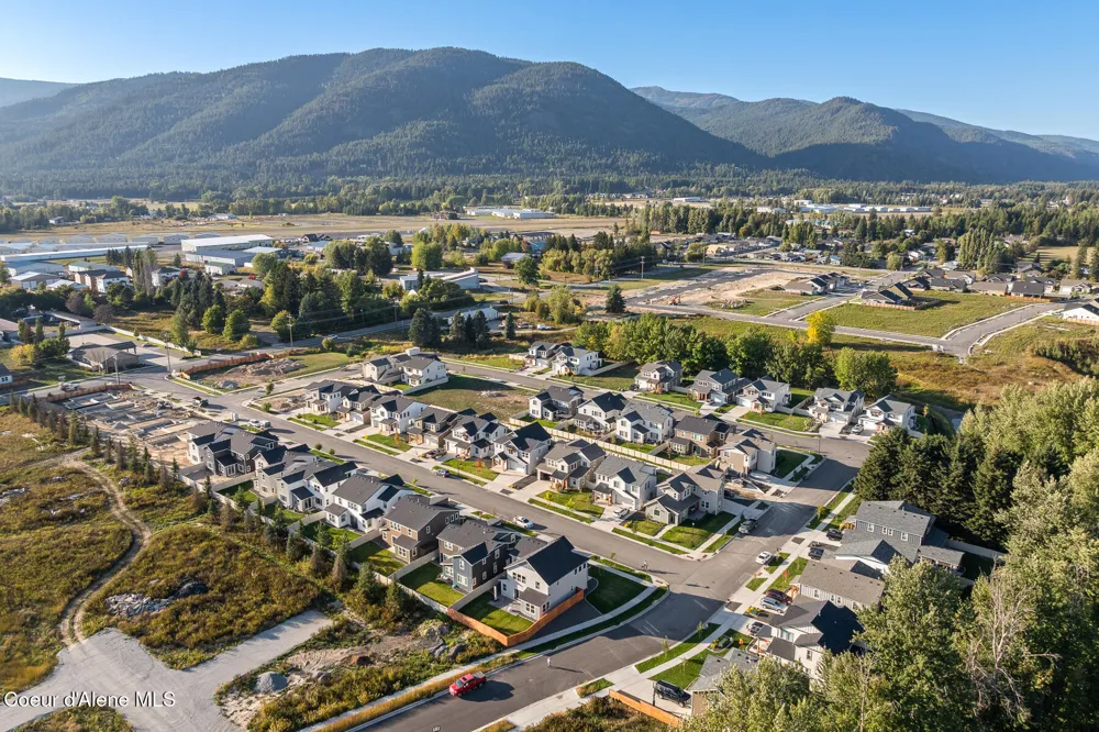 630 MOSCOW STREET Sandpoint, ID 83864