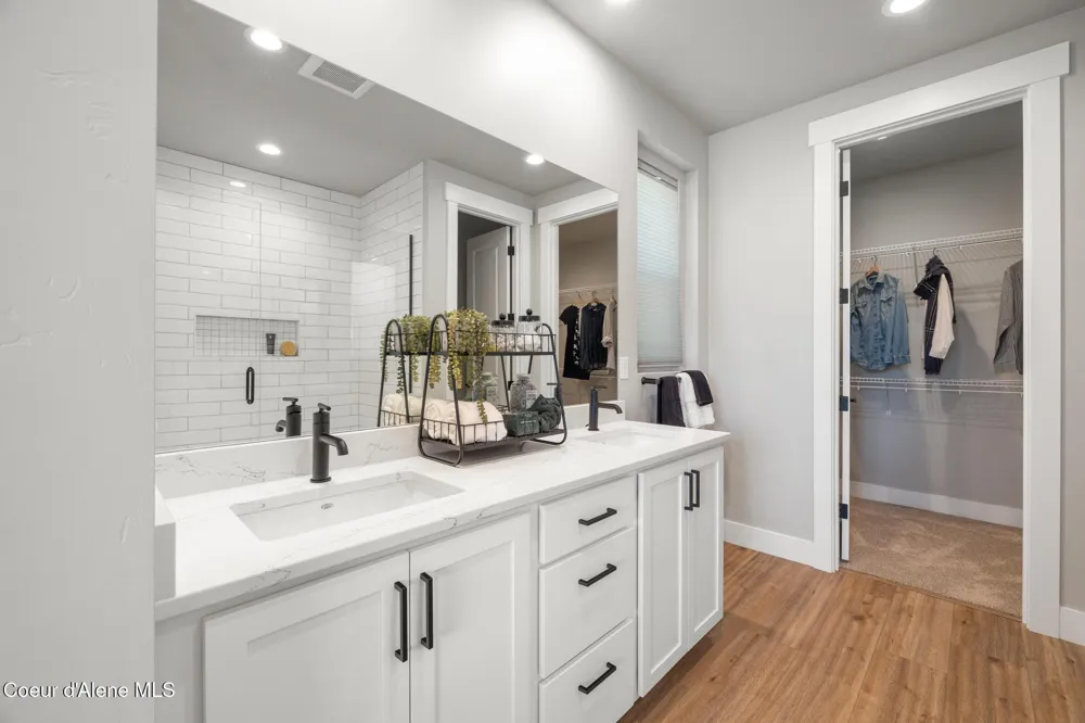 630 MOSCOW STREET Sandpoint, ID 83864