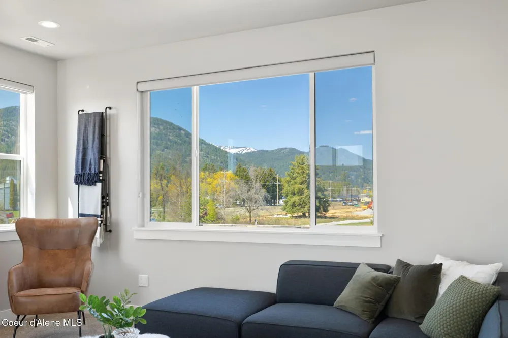 630 MOSCOW STREET Sandpoint, ID 83864
