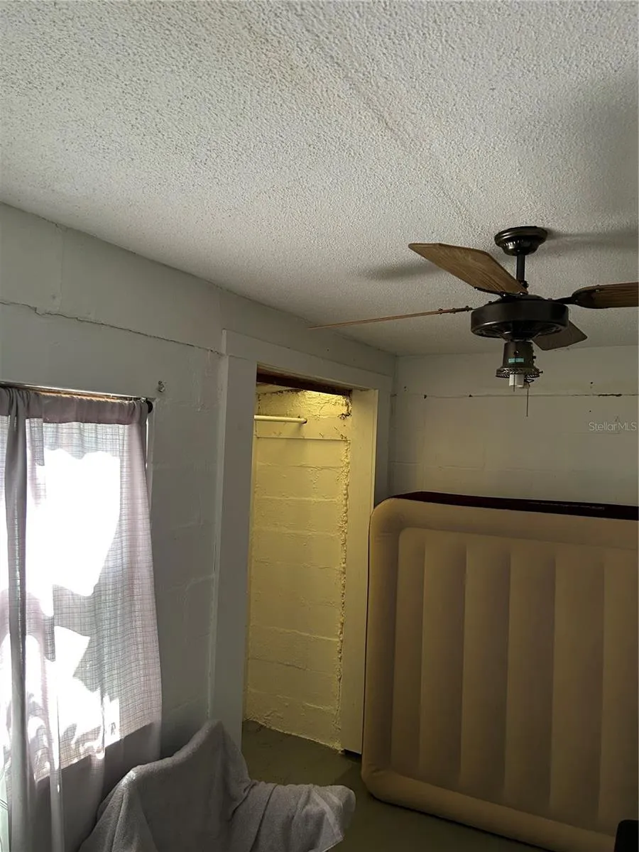 20621 SE HIGHWAY 42 Umatilla, FL 32784