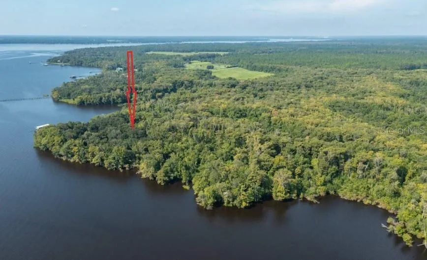254 ST JOHNS DRIVE Palatka, FL 32177