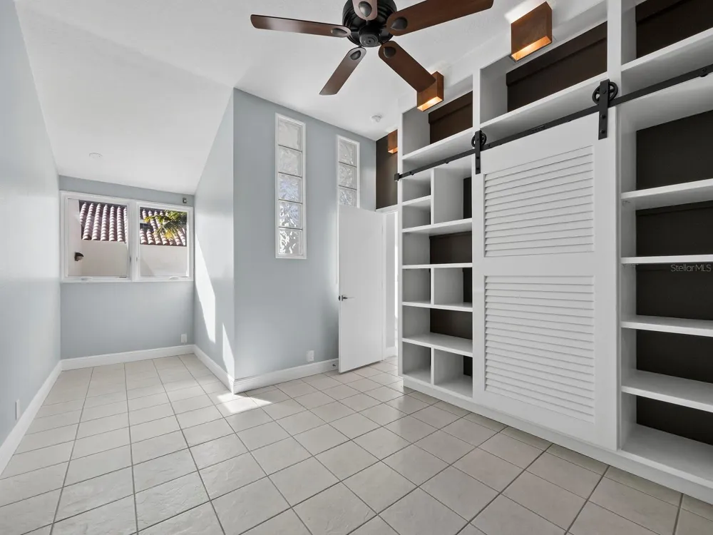 200 COCOANUT AVENUE #7 Sarasota, FL 34236