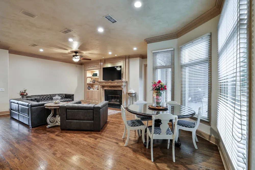 6805 Laurel Valley Drive Fort Worth, TX 76132