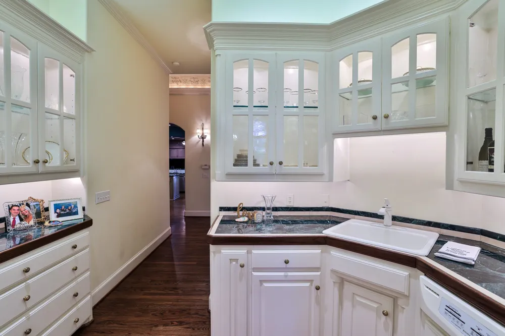 6805 Laurel Valley Drive Fort Worth, TX 76132