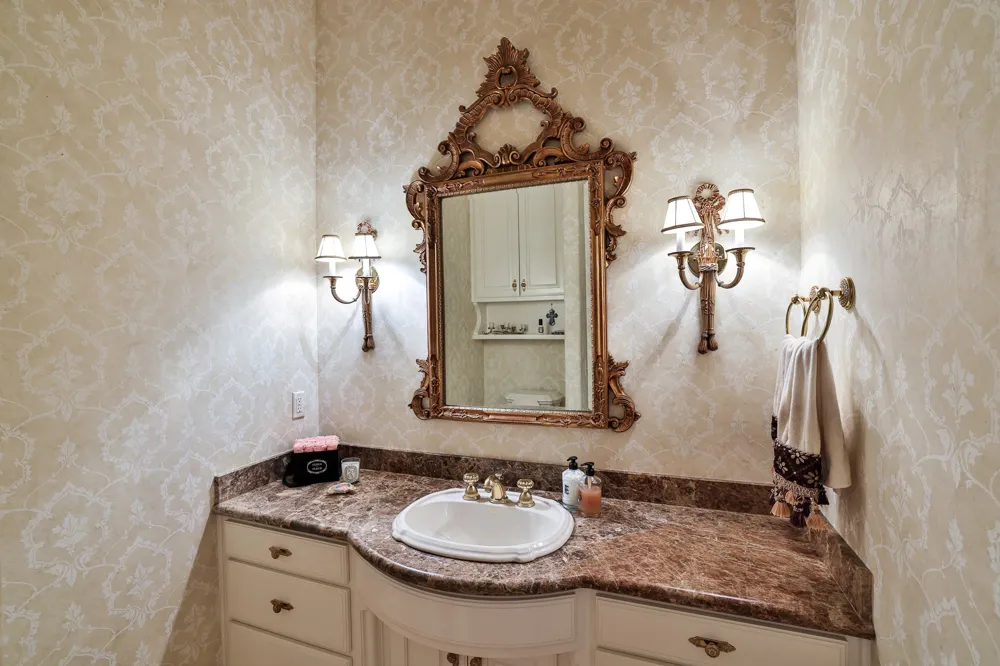 6805 Laurel Valley Drive Fort Worth, TX 76132