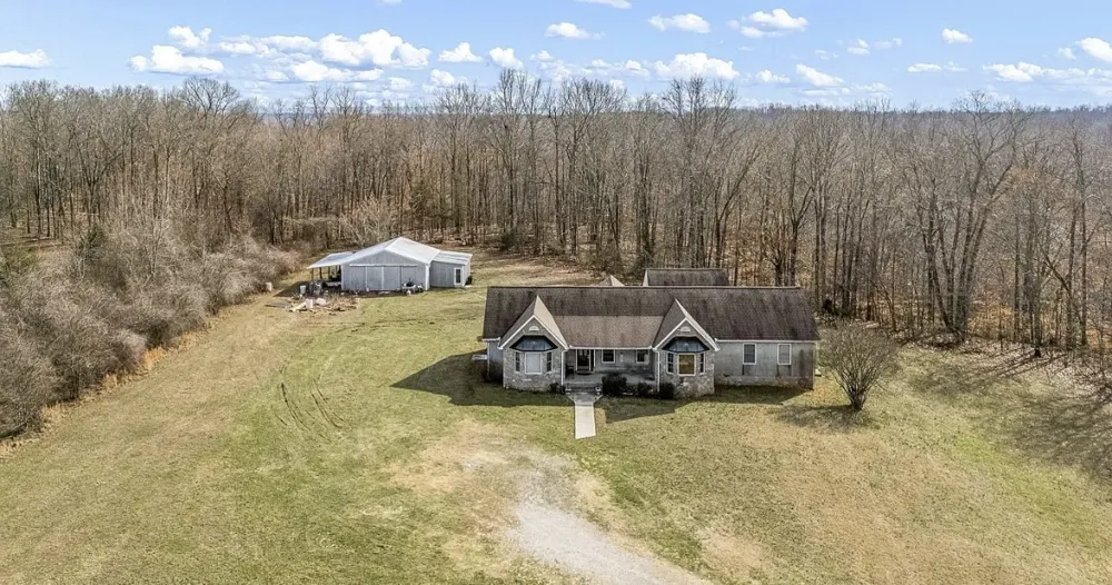 390 Paradise Ln Mulberry, TN 37359