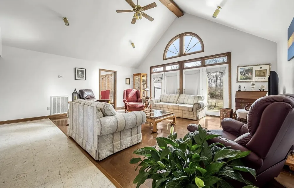 390 Paradise Ln Mulberry, TN 37359