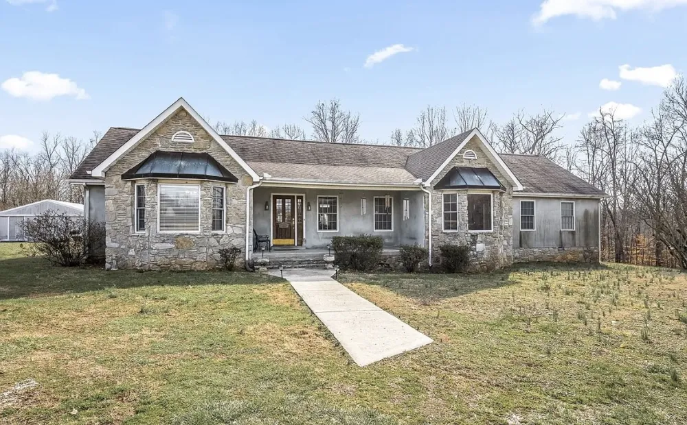 390 Paradise Ln Mulberry, TN 37359