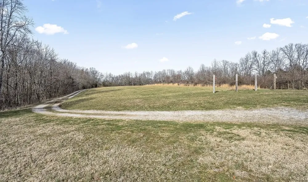 390 Paradise Ln Mulberry, TN 37359