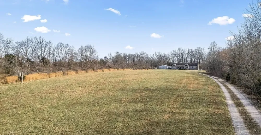 390 Paradise Ln Mulberry, TN 37359
