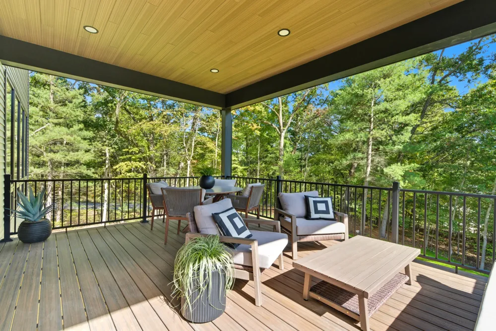 3750 Charlevoix Drive SE Grand Rapids, MI 49546
