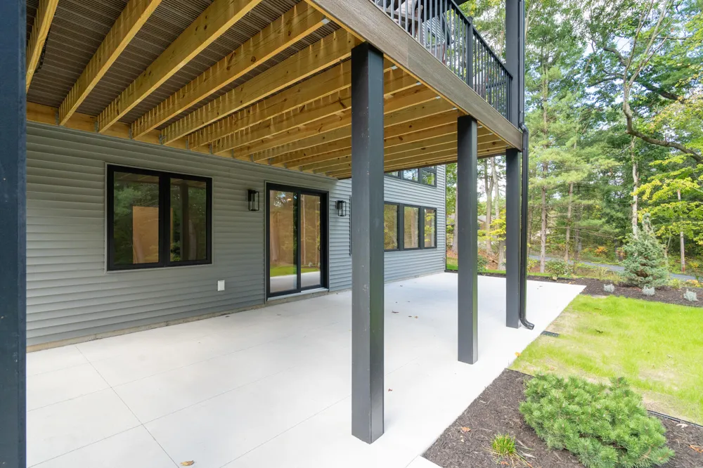 3750 Charlevoix Drive SE Grand Rapids, MI 49546