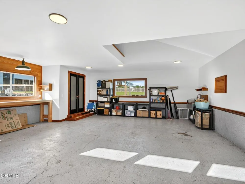 44900 Little Lake Road Mendocino, CA 95460
