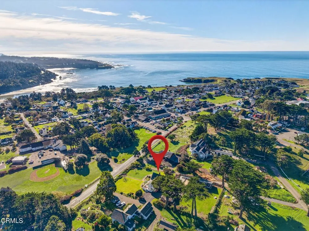 44900 Little Lake Road Mendocino, CA 95460