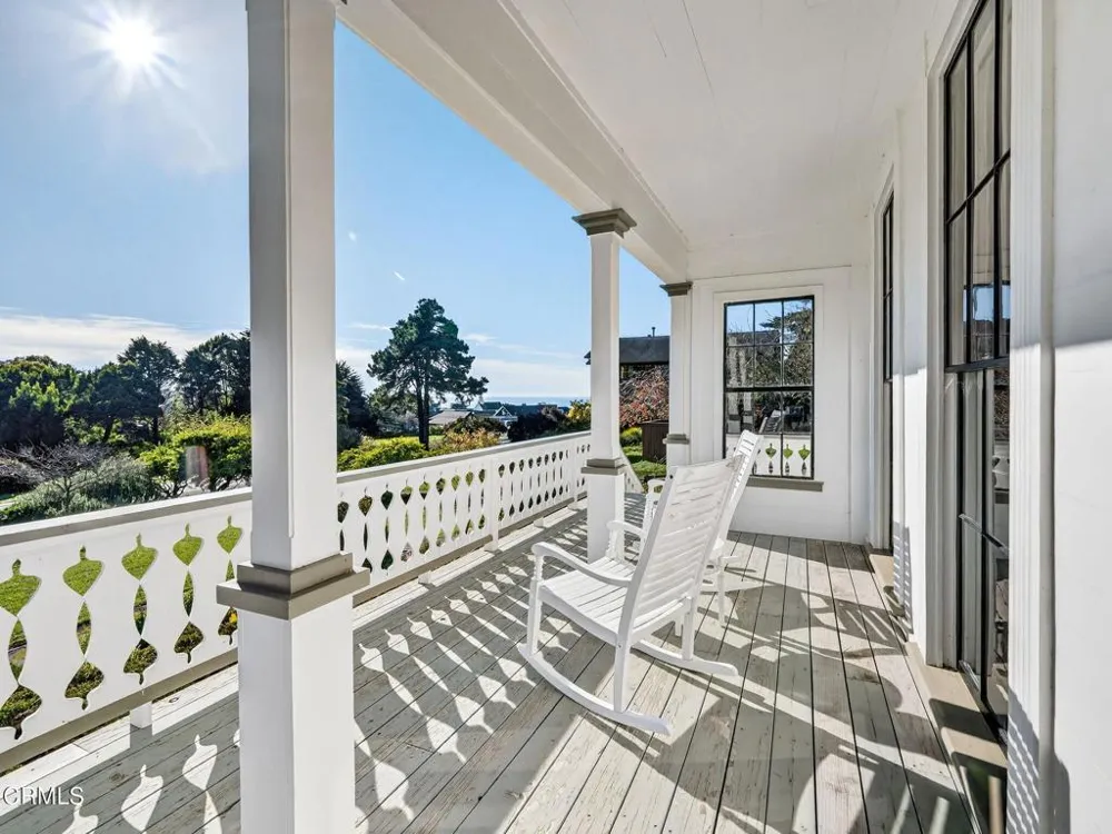 44900 Little Lake Road Mendocino, CA 95460