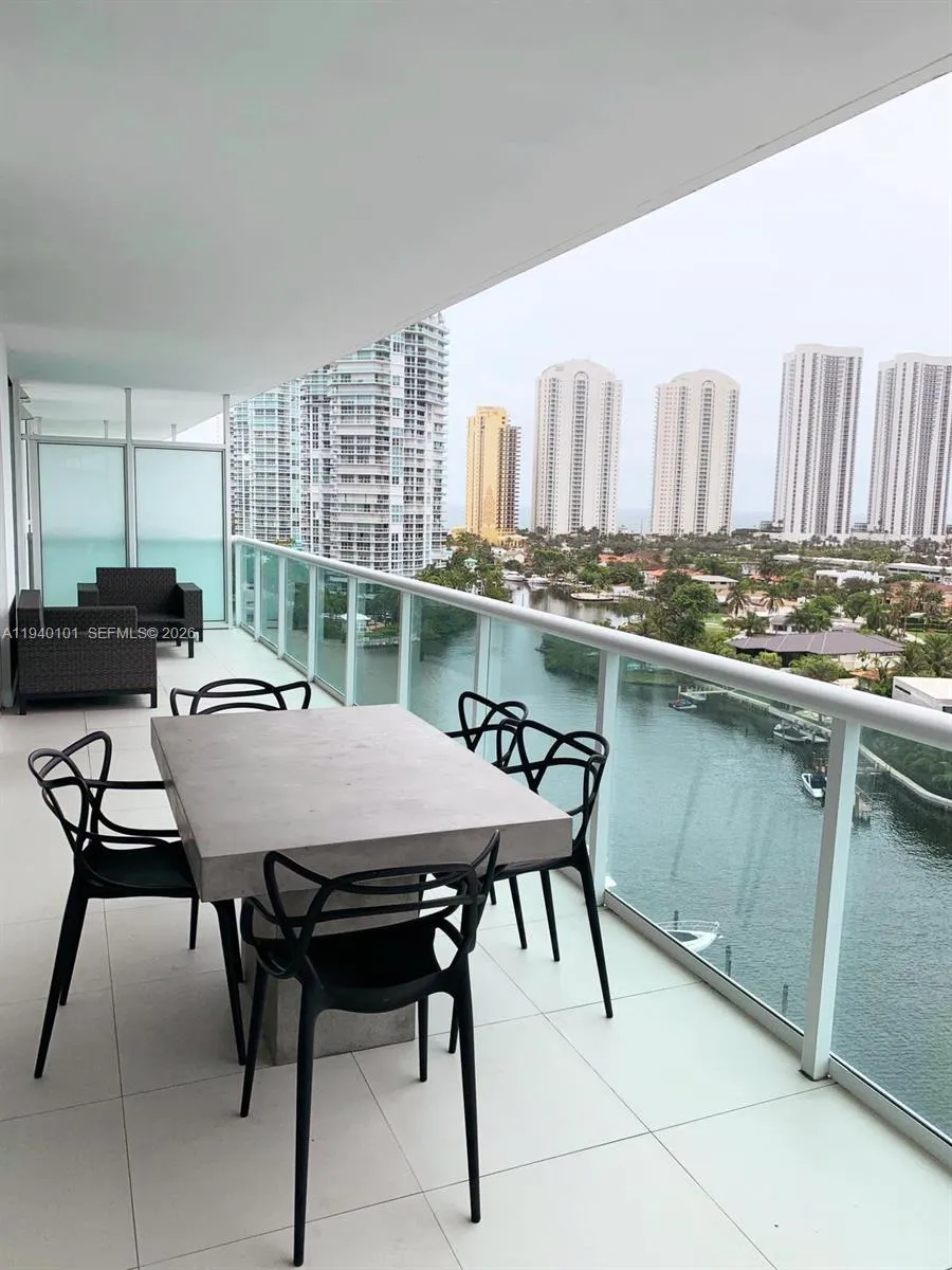 400 Sunny Isles Blvd #1120 Sunny Isles Beach, FL 33160