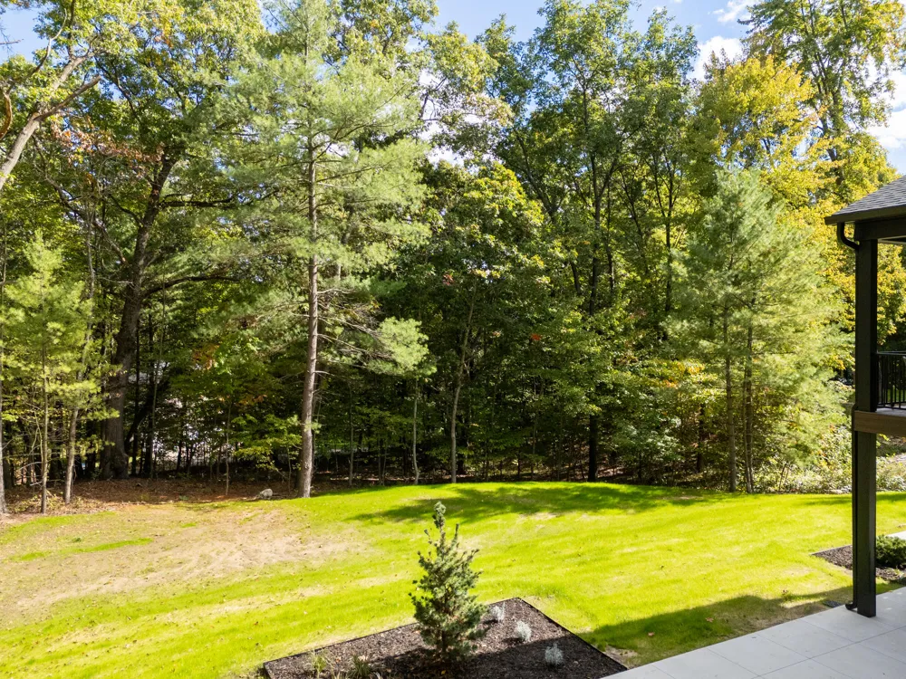 3750 Charlevoix Drive SE Cascade Charter Township, MI 49546