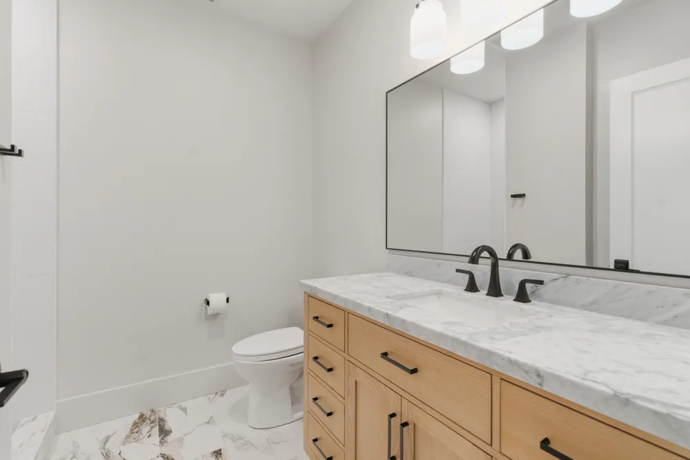 3750 Charlevoix Drive SE Cascade Charter Township, MI 49546
