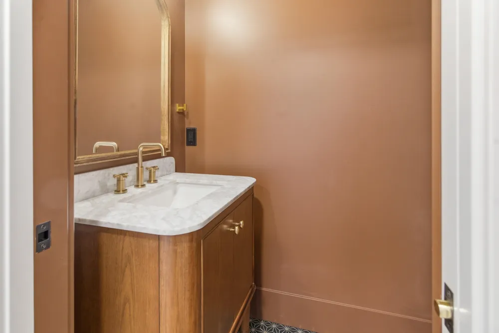 3750 Charlevoix Drive SE Cascade Charter Township, MI 49546