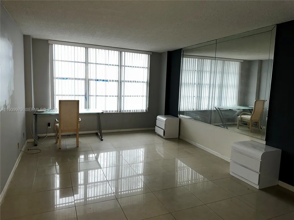 Address Not Shown Hollywood, FL 33019