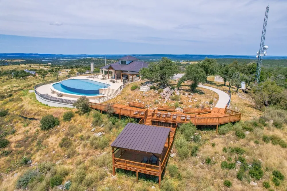 56 Big Creek Drive Kingsland, TX 78639
