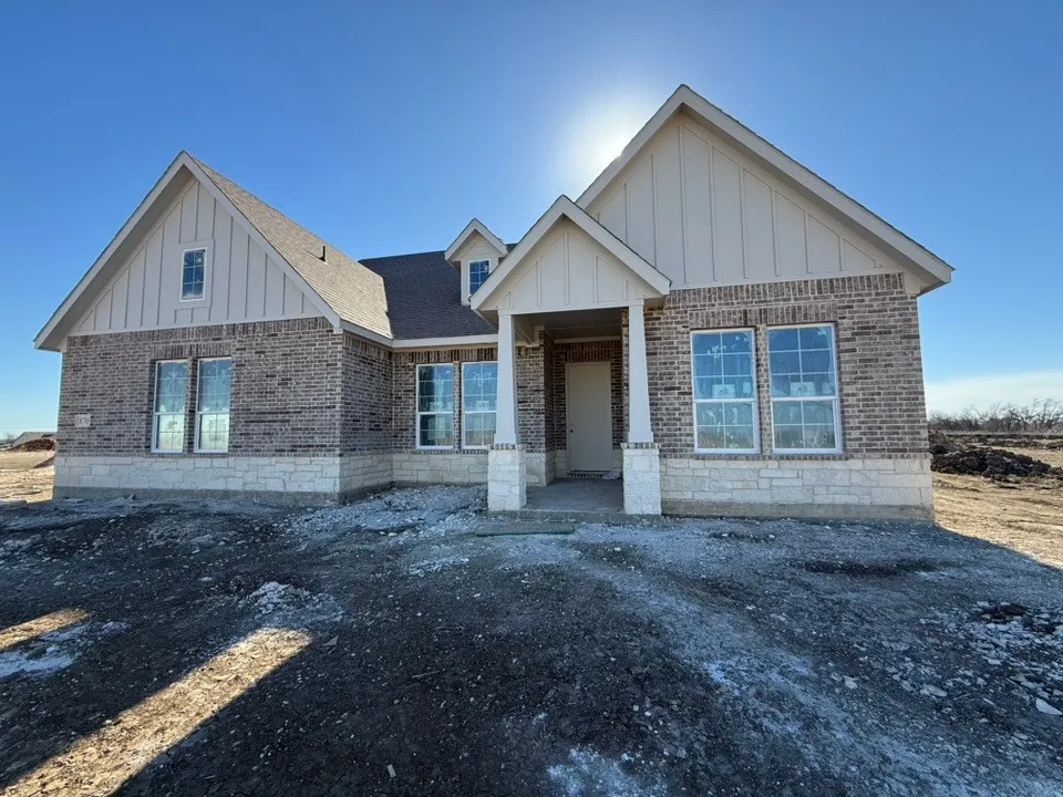 870 County Road 200 Valley View, TX 76272
