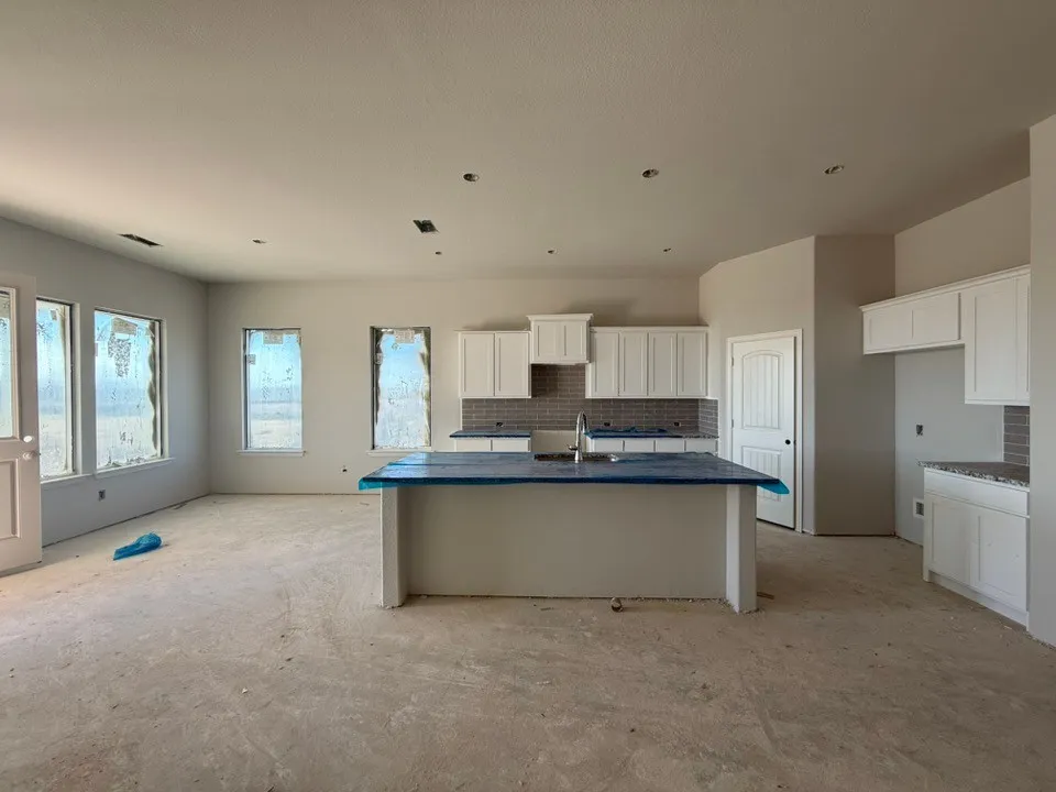 870 County Road 200 Valley View, TX 76272