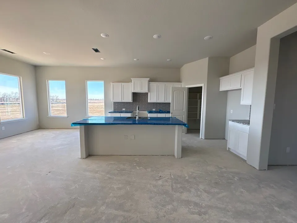 870 County Road 200 Valley View, TX 76272