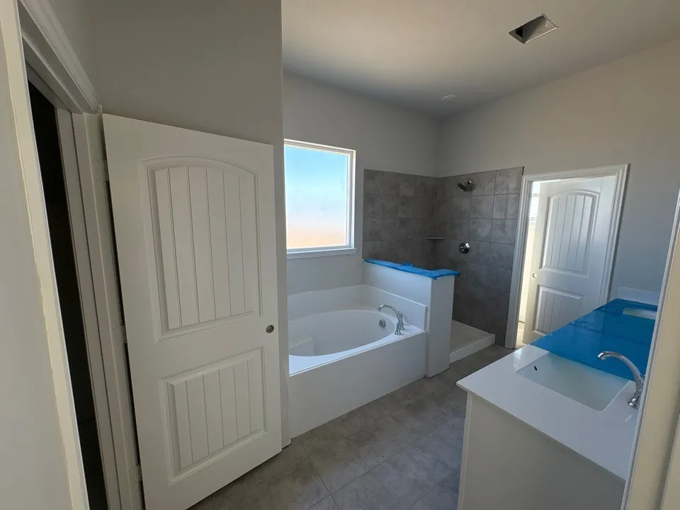 870 County Road 200 Valley View, TX 76272