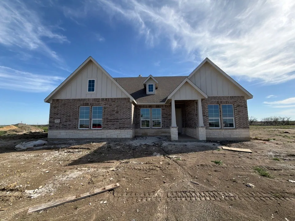 870 County Road 200 Valley View, TX 76272