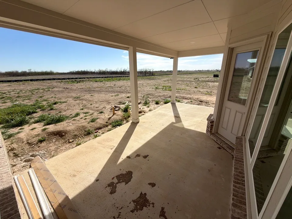 870 County Road 200 Valley View, TX 76272