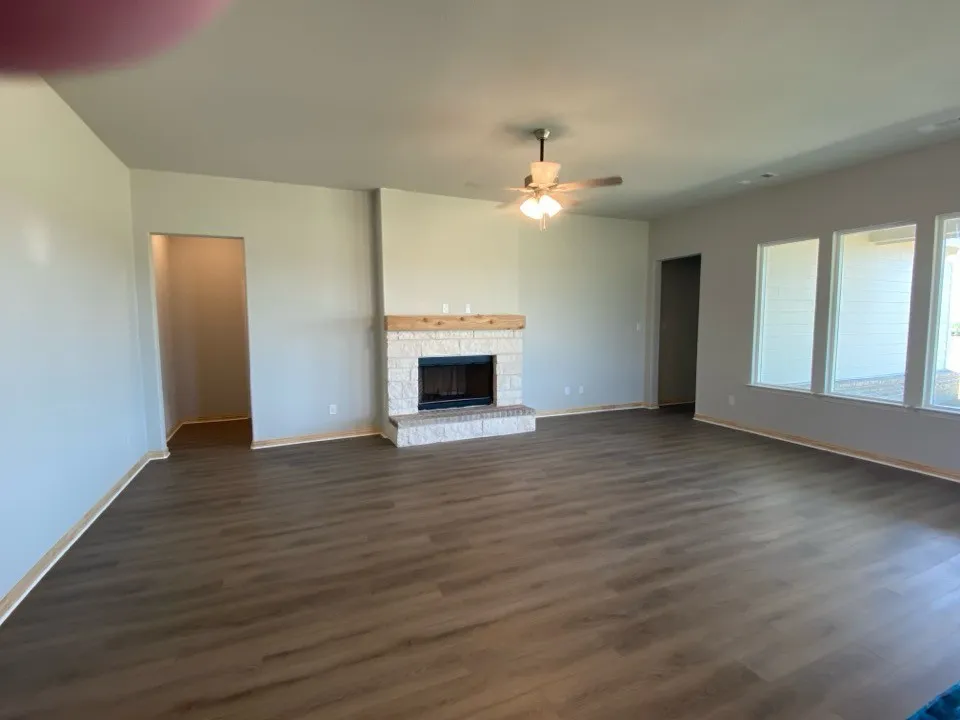 870 County Road 200 Valley View, TX 76272