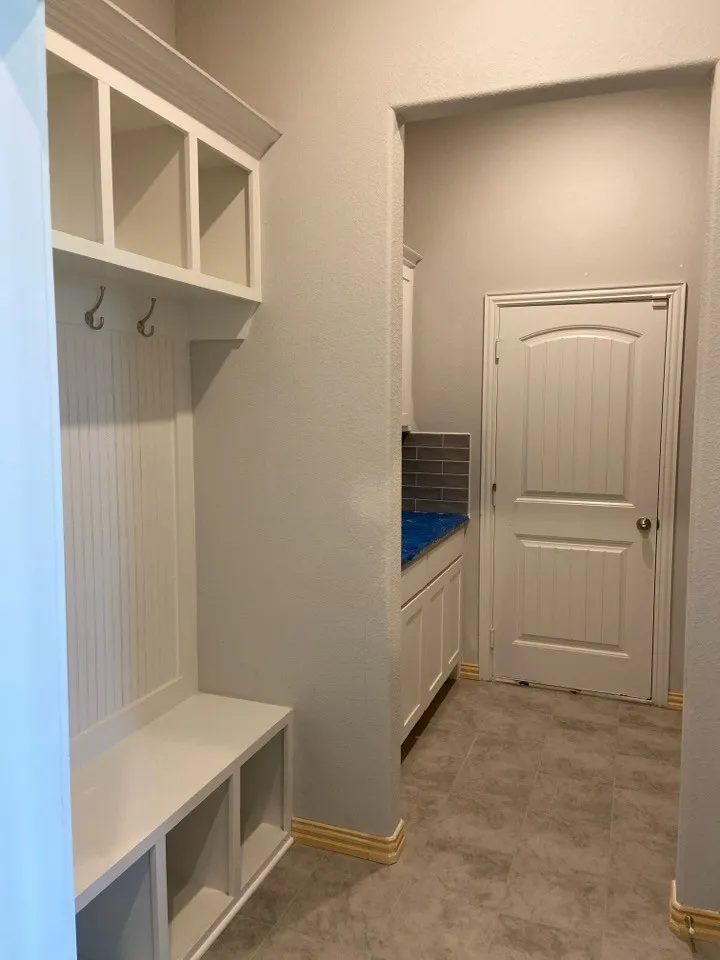 870 County Road 200 Valley View, TX 76272
