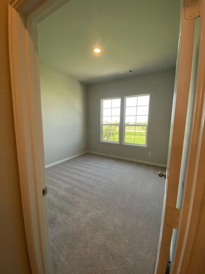 870 County Road 200 Valley View, TX 76272