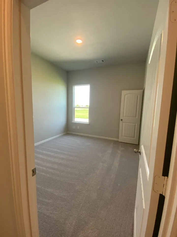 870 County Road 200 Valley View, TX 76272