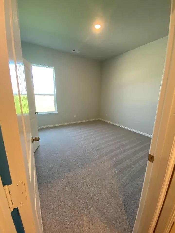 870 County Road 200 Valley View, TX 76272