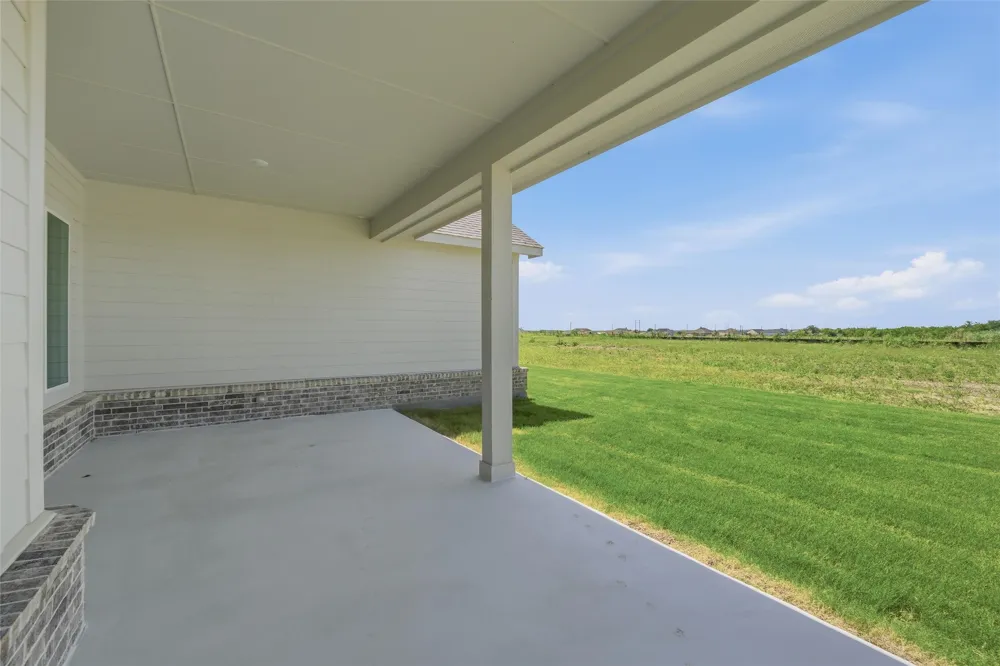 870 County Road 200 Valley View, TX 76272