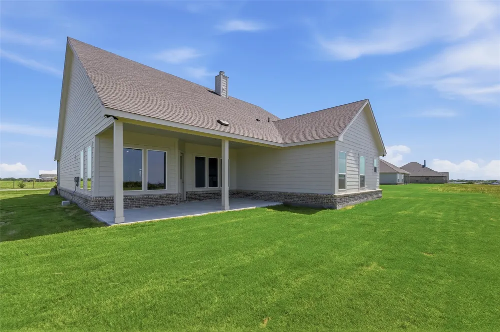 870 County Road 200 Valley View, TX 76272