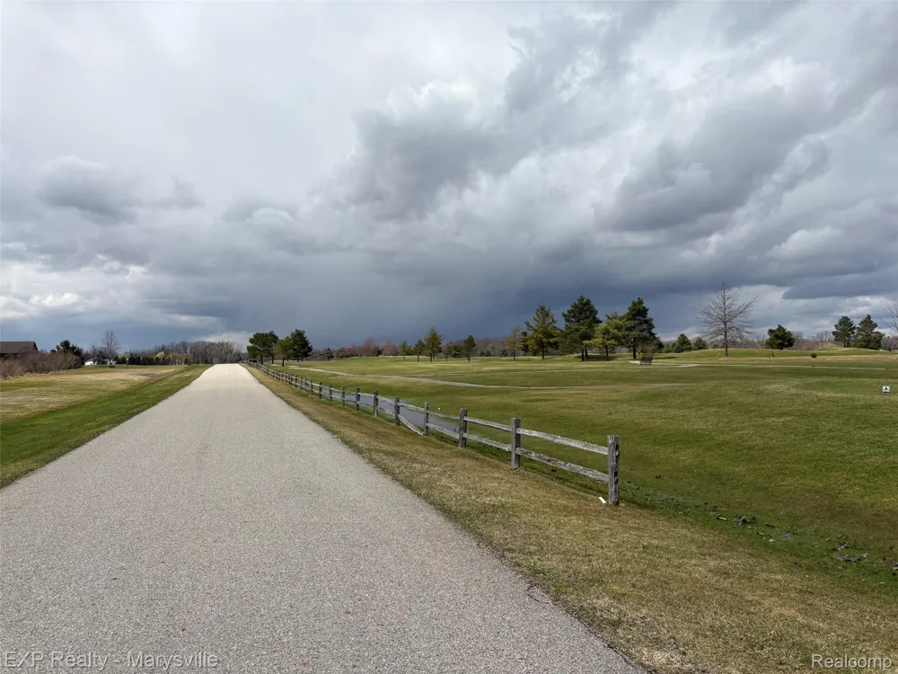 1 Putt-R Drive Mussey Township, MI 48014