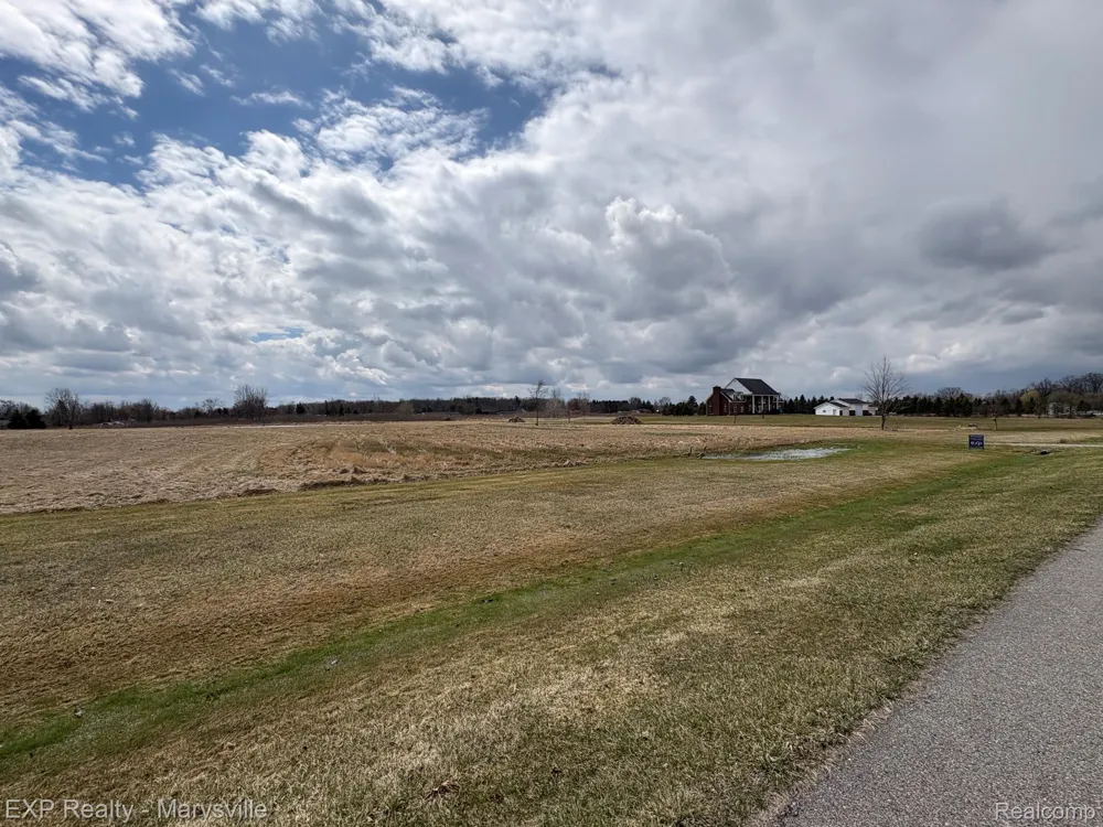 1 Putt-R Drive Mussey Township, MI 48014