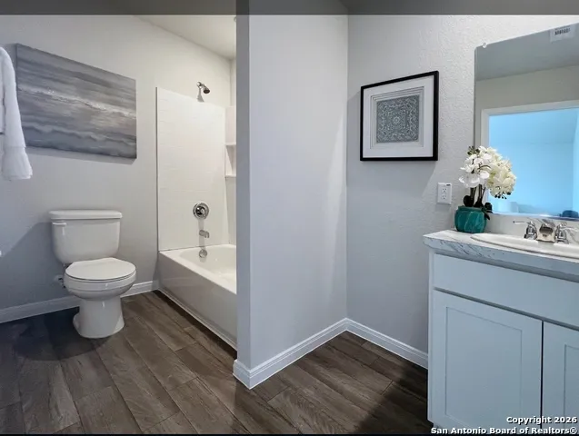 123 Sutton Place Uvalde, TX 78801