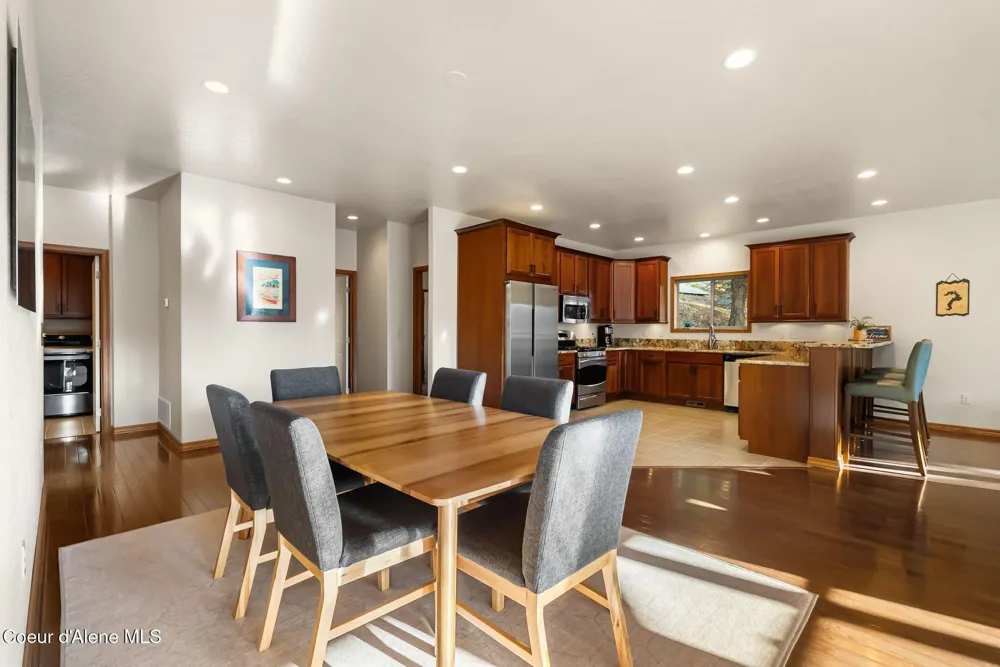 21 Midlake Drive Sagle, ID 83860