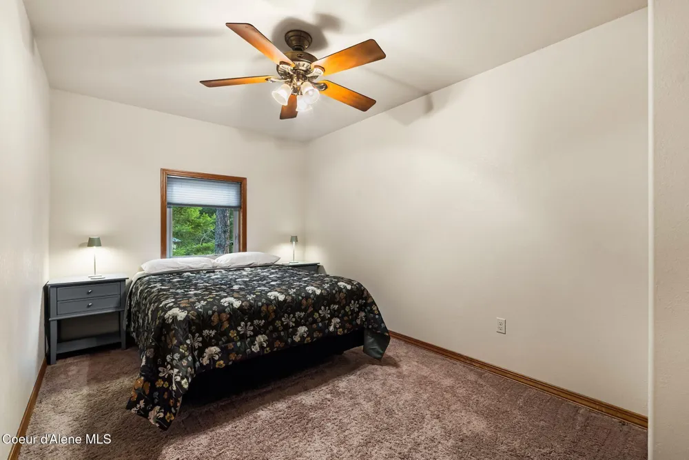 21 Midlake Drive Sagle, ID 83860